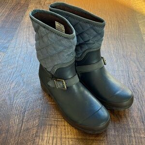 SPERRY Women's Waterproof Rubber Navy Boots Sz 8